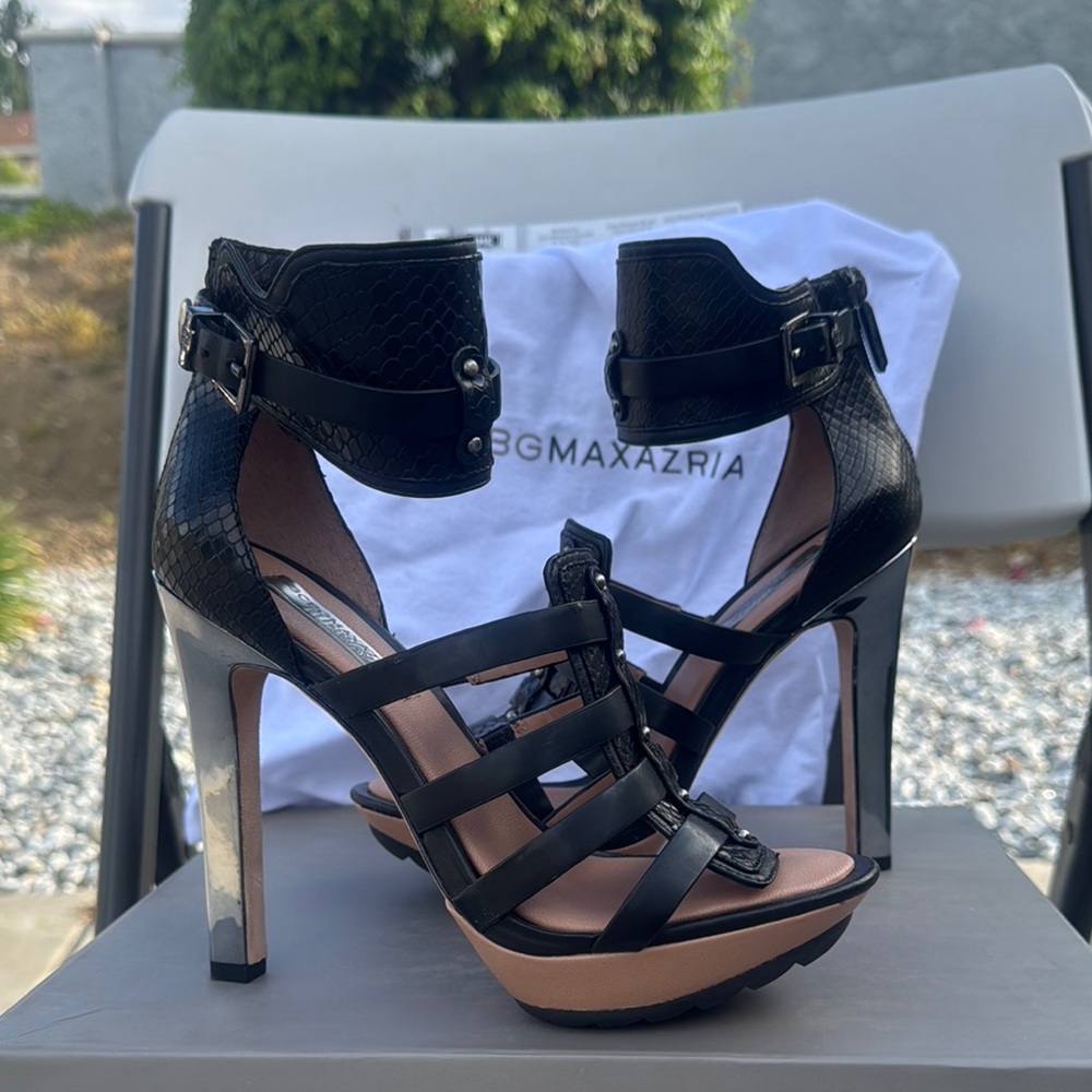 BCBG Black brilliant Python Shoes